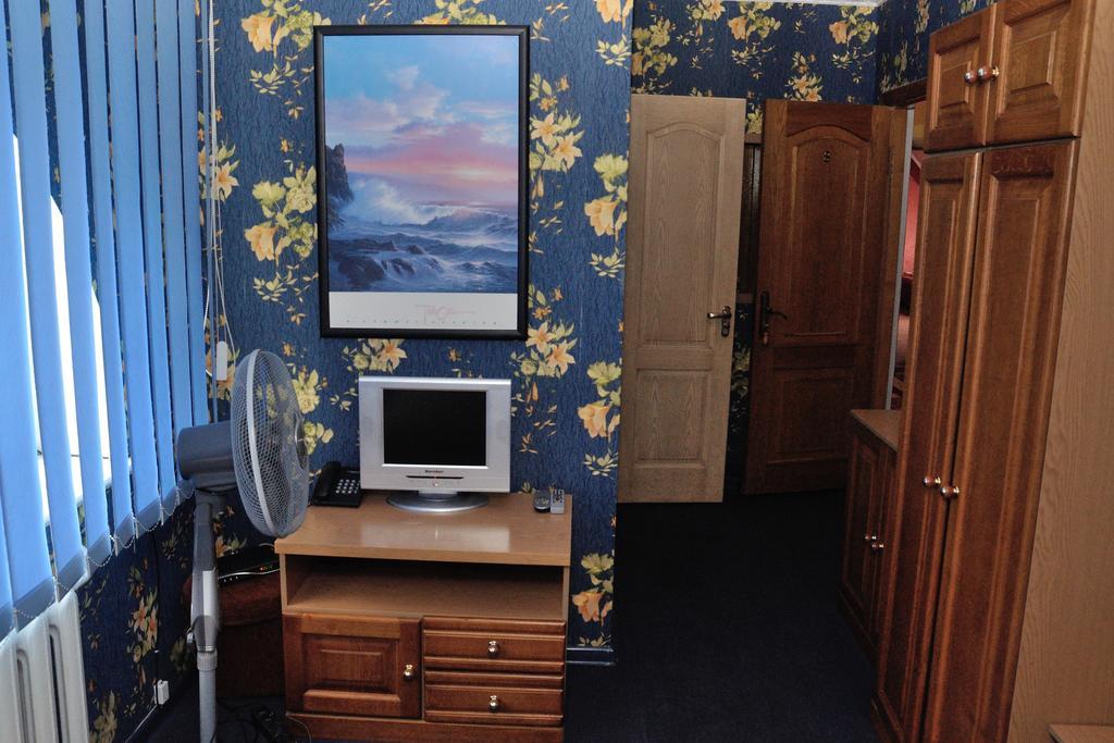 Bed and Breakfast Zolota Pidkova Kovelʼ Exterior foto